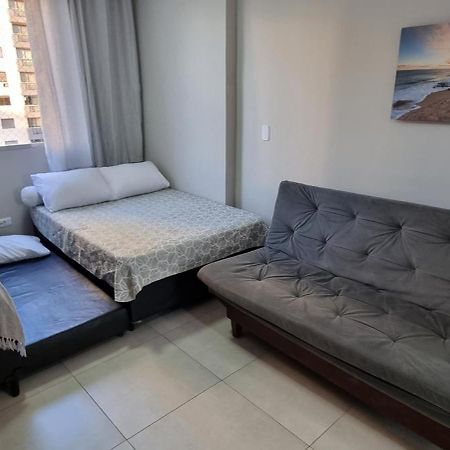 Apartamento Apartamento Kit Praia Grande Na Guilhermina Frente Mar Exterior foto